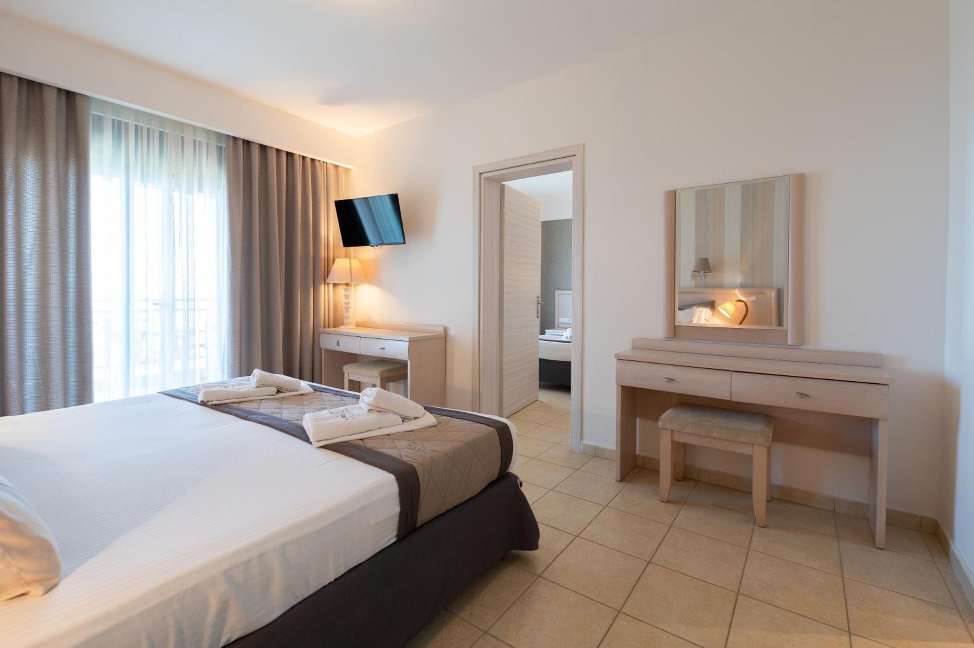 Hotel Areti Neos Marmaras Exterior photo